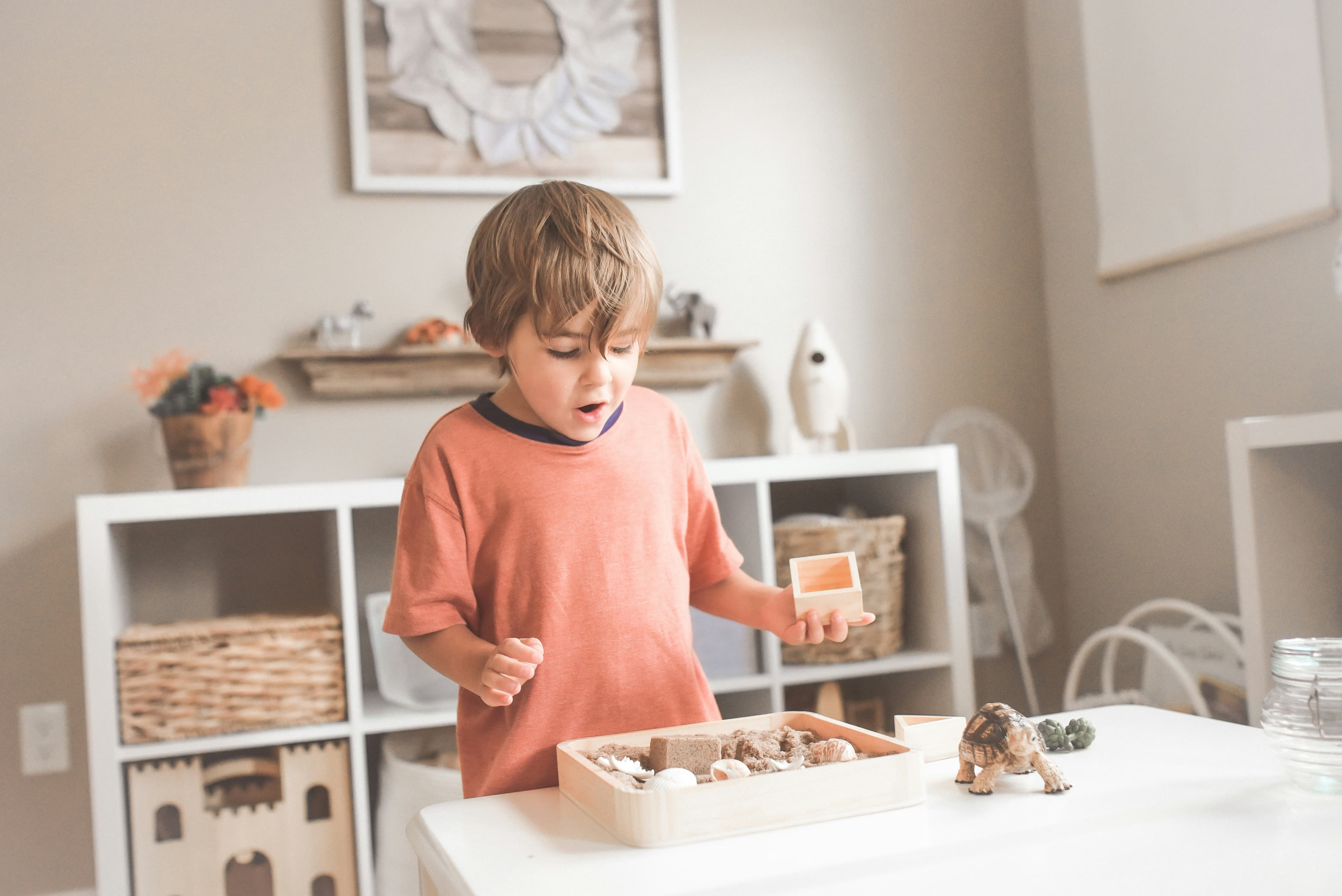 Pourquoi la Planche Montessori est Essentielle pour le Développement de Votre Enfant